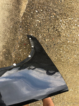 predni blatnik vw tiguan 5N 07-15 pravy cerny - 7