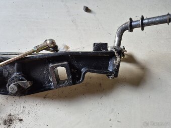 Litinová přední náprava na traktůrek. - 7