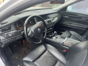 Prodáme díly z BMW F01 740 dX N57 - 7