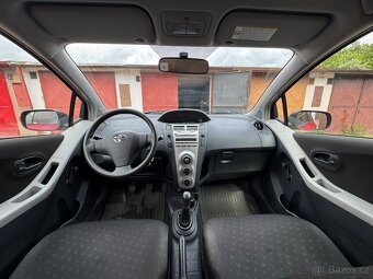 Yaris 1,0 VVt-i 51KW, ČR - 7