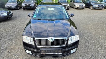 ŠKODA OCTAVIA COMBI 1.6i TEAM EDITION 1MAJITEL - 7