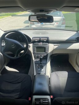 Mercedes Benz C - 7