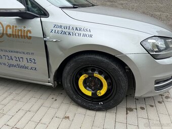 VW Golf Variant VII. 1.6 tdi 81kw 7/2015 Koupeno ČR / 1 maj - 7