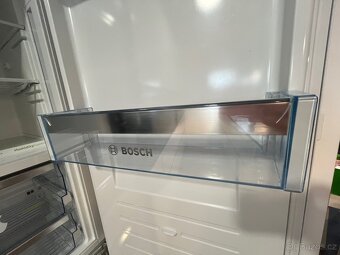 Vestavná lednice Bosch s 0°C zónou - zánovní - 7
