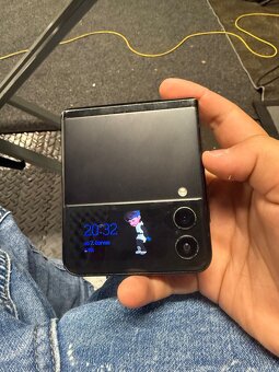 Samsung z flip 3 - 7