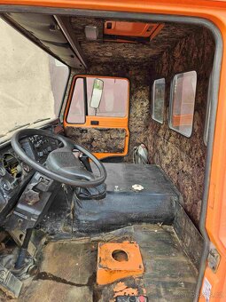 Liaz 300 kabina - 7
