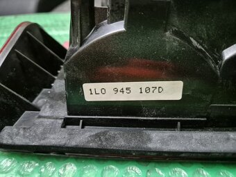 levé vnitřní světlo Seat Toledo CL , GL 1L0945107D - 7