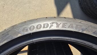 Letní pneu 235/35/19 Good Year - 7