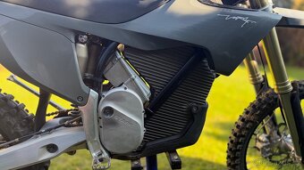 Stark Varg MX - 7
