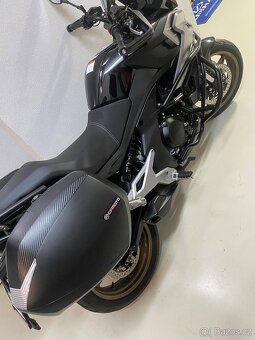 CF MOTO MT700 Premium - 7