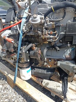 Prodám motor Iveco daily 2.8td 90kw - 7