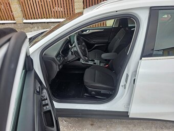 Ford Focus, 1,5 EcoBlue,2024,6000KM,odpočet DPH - 7
