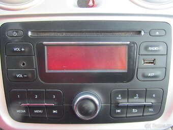 Dacia Dokker 1.2TCe ,  85 kW benzín, 2013 - 7