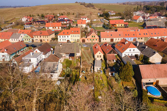 Prodej, pozemek k výstavbě s projektem, 387 m², Plzeňská, Sp - 7