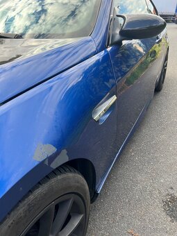 Prodám BMW E92 325i 160kW (automat) - 7