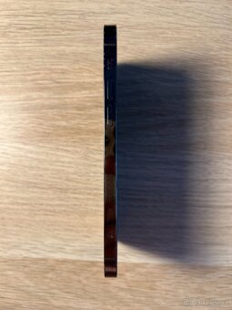 Apple iPhone 12 Pro 128 GB Grafitově šedá - BATERIE 100% - 7