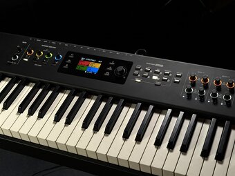 Stage piano Studiologic NUMA X Piano 73 + kufr Gator - 7