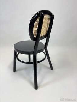 21 kusů zánovních židlí s ratanovým opěradlem -masivní dřevo - 7