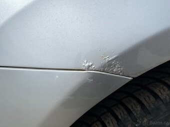 Prodám TOYOTU AVENSIS combi 1.8 benzín - 7