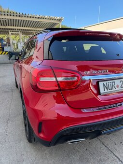 Mercedes-Benz GLA 220 4-MATIC AMG AT 125kw - 7