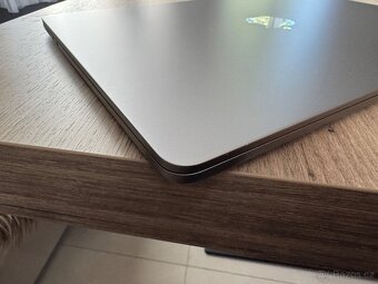Macbook AIR m2 15" - 7