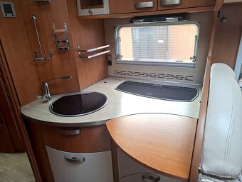 Obytné auto, karavan - 7