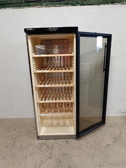 Vinotéka Liebherr Vinidor - 7