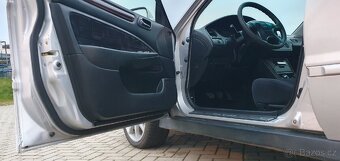 Honda Accord 2.0 - 7