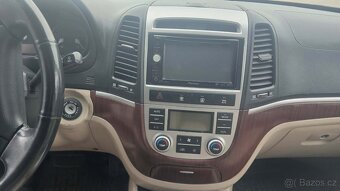 HYUNDAI SANTA FE - 7