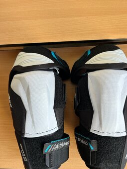 CCM FT6 Pro lokty - 7