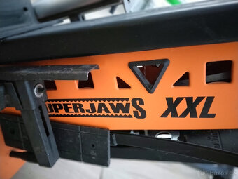 Nový přenosný stojanový svěrák Triton SuperJaws XXL - 7
