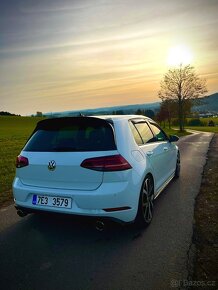 VW Golf 7.5 gti 2.0 tsi - 7