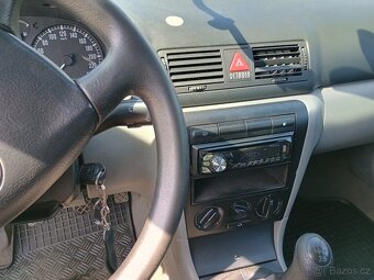 Škoda octavia 1.6 74kw AKL 1999 - 7