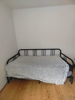 Černá rámová rozkládací postel IKEA - 7