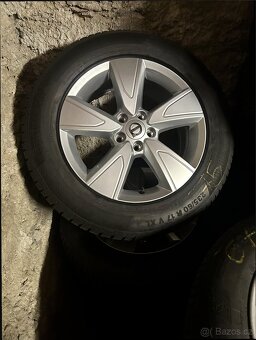 VOLVO XC40 17" zimní kola originální 235/60 R17 - 7