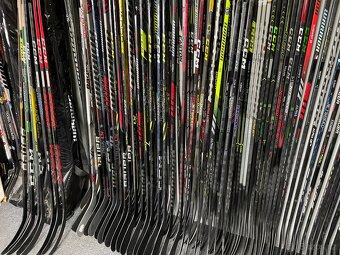 Kompozitová hokejka CCM, WARRIOR - 7