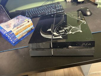 PS4 1TB Limited Star Wars edice + ovladač + hry - 7