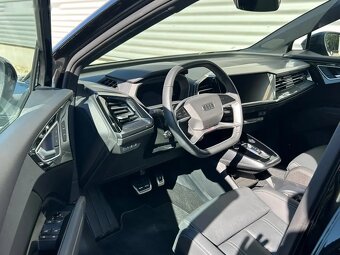 Audi Q4 e-tron, 45 E-TRON 1.MAJ/QUATTRO/ČR/DPH - 7