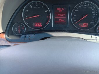 Audi A4, 2.0 fsi, manuál na prodej - 7