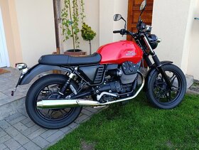 Moto Guzzi V7 Stone - 7