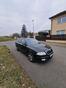 Škoda Octavia 2.0tdi,

 Exkluzivní naezd.
89 726 km

 - 7