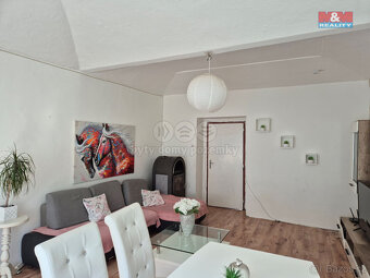 Prodej rodinného domu, 188 m², Králův Dvůr, ul. 5. května - 7