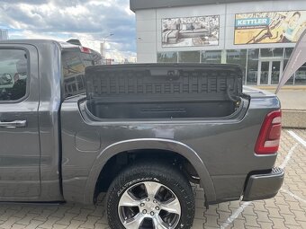 DODGE RAM 2019,5,7 Hemy LARAMIE 4X4/eTorque/8SPEED A/T - 7