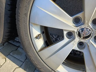 Alu kola Škoda + zimní pneu Matador 215 / 55 / R17 - 7