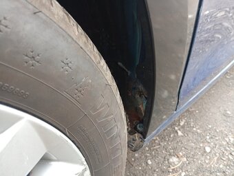 Škoda Rapid 1.6TDi 66kw r.v. 2014 pojízdné - 7