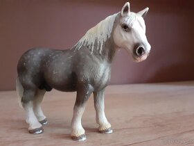 SCHLEICH Koně SBĚRATELSKĒ FIGURKY 20 - 7