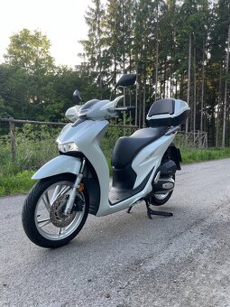 Honda SH 125i ABS - 7