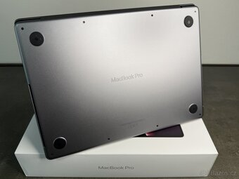 MacBook Pro 14'' 2021 / M1 Pro / 16GB / 512GB SSD / Space - 7