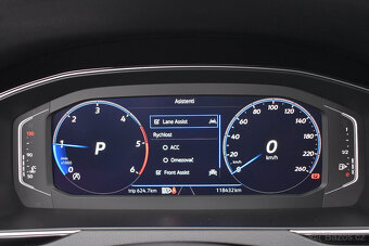 Volkswagen Passat 2.0TDi DSG R-Line Webasto IQ Light - 7