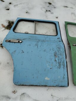 Škoda 1202 STW - díly karoserie na renovaci - 7